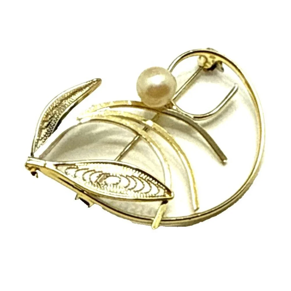 VINTAGE Filigree Leaf Faux Pearl Brooch Gold Tone Leaves Pin 2